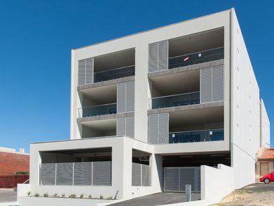Unit 6/95 Flora Terrace, North Beach