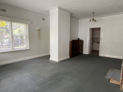 1 / 70-72 Eastern Beach, Geelong