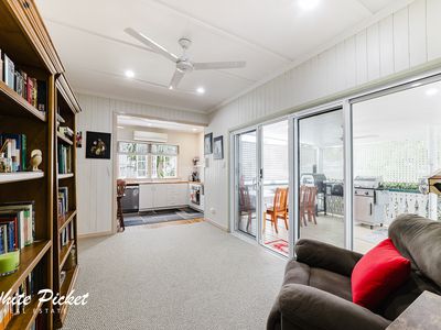 12 Taylor Street, West Mackay