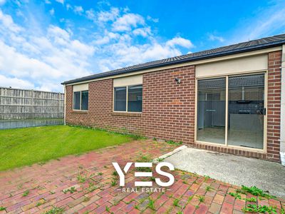 18 Kingsdale Crescent, Pakenham