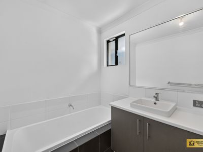 80 Littabella Avenue, Wandi