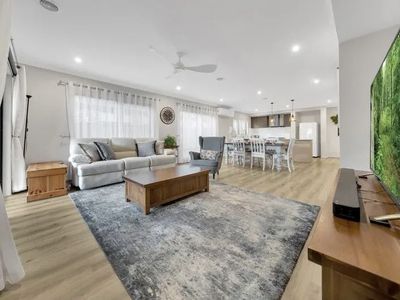 12 Atherton Way, Cranbourne West