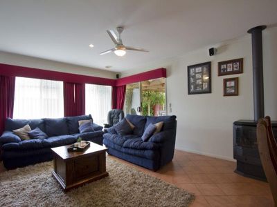 12 Parkway Drive, Strathfieldsaye