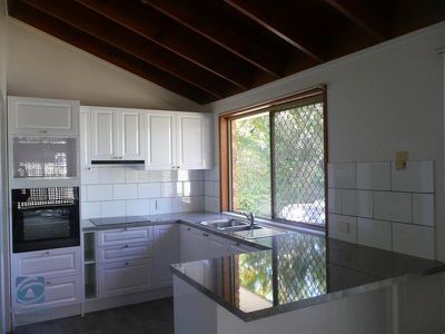 14 Gosford Court, Rochedale South