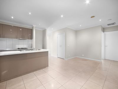 27 Tyler Crescent, Tarneit