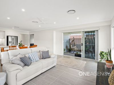 11 Butterfactory Drive, Calderwood