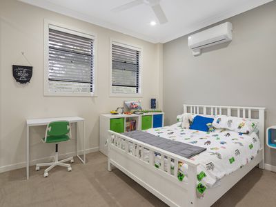 18 Redgum Court, Bellbird Park