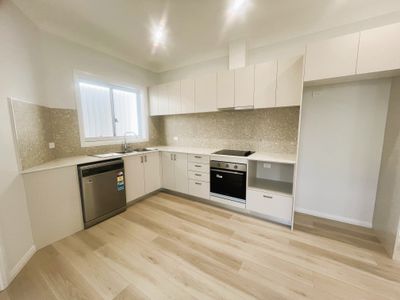 Granny flat @ 1 / 830 Hume Highway, Bass Hill