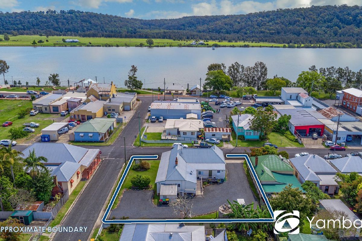 18-20 Clyde Street, Maclean