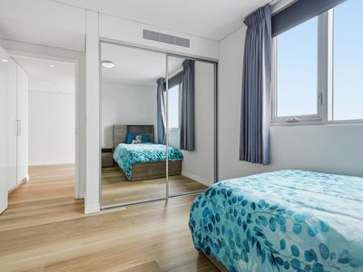 806 / 19 The Circus, Burswood