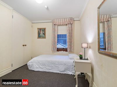 2B / 70 Terrace Road, East Perth