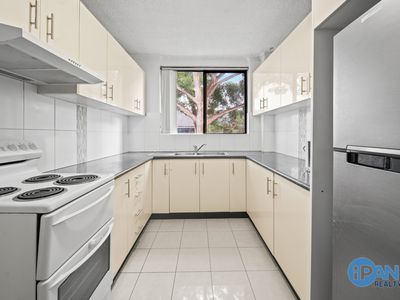 27 / 168 Greenacre Road, Bankstown