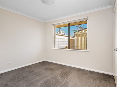 21 Henderson Drive, Somerville