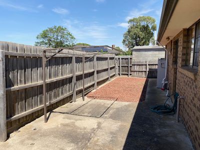 2 / 3 Patterson Avenue, Hoppers Crossing