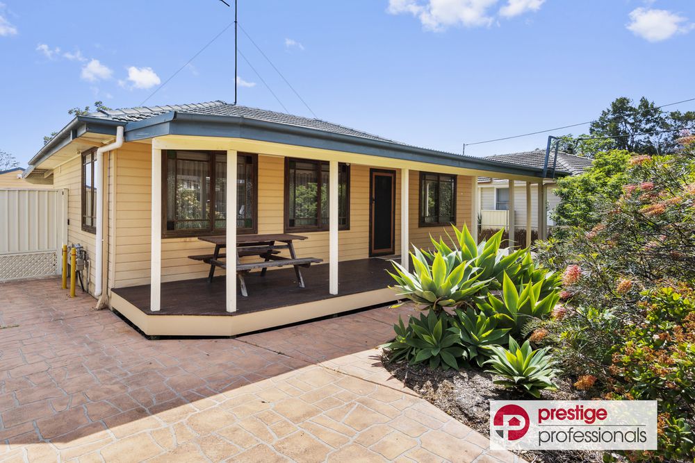 13 Salamaua Crescent, Holsworthy