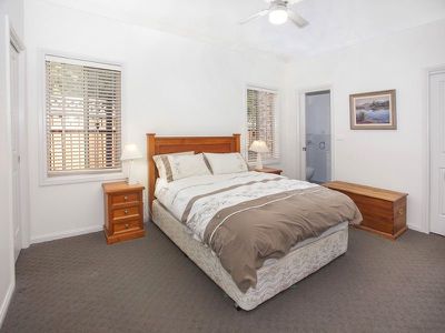 106 Stanthorpe Drive, Kanahooka