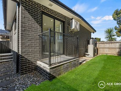 16a Vineyard Avenue, Smithfield