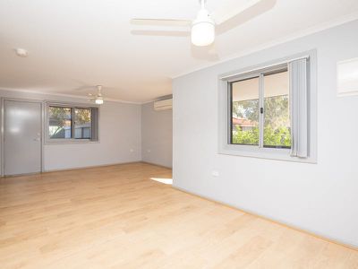 8 / 10 Dulverton Terrace, South Hedland