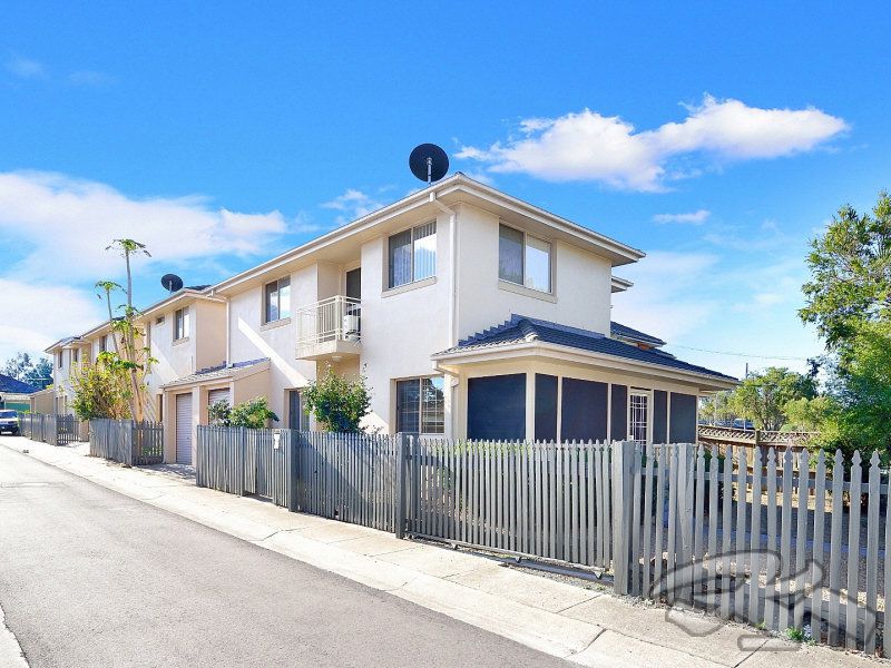 1 / 8 Wairoa Street, Campsie