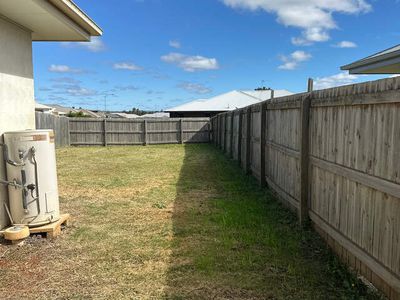 2 / 21 Magpie Drive, Cambooya