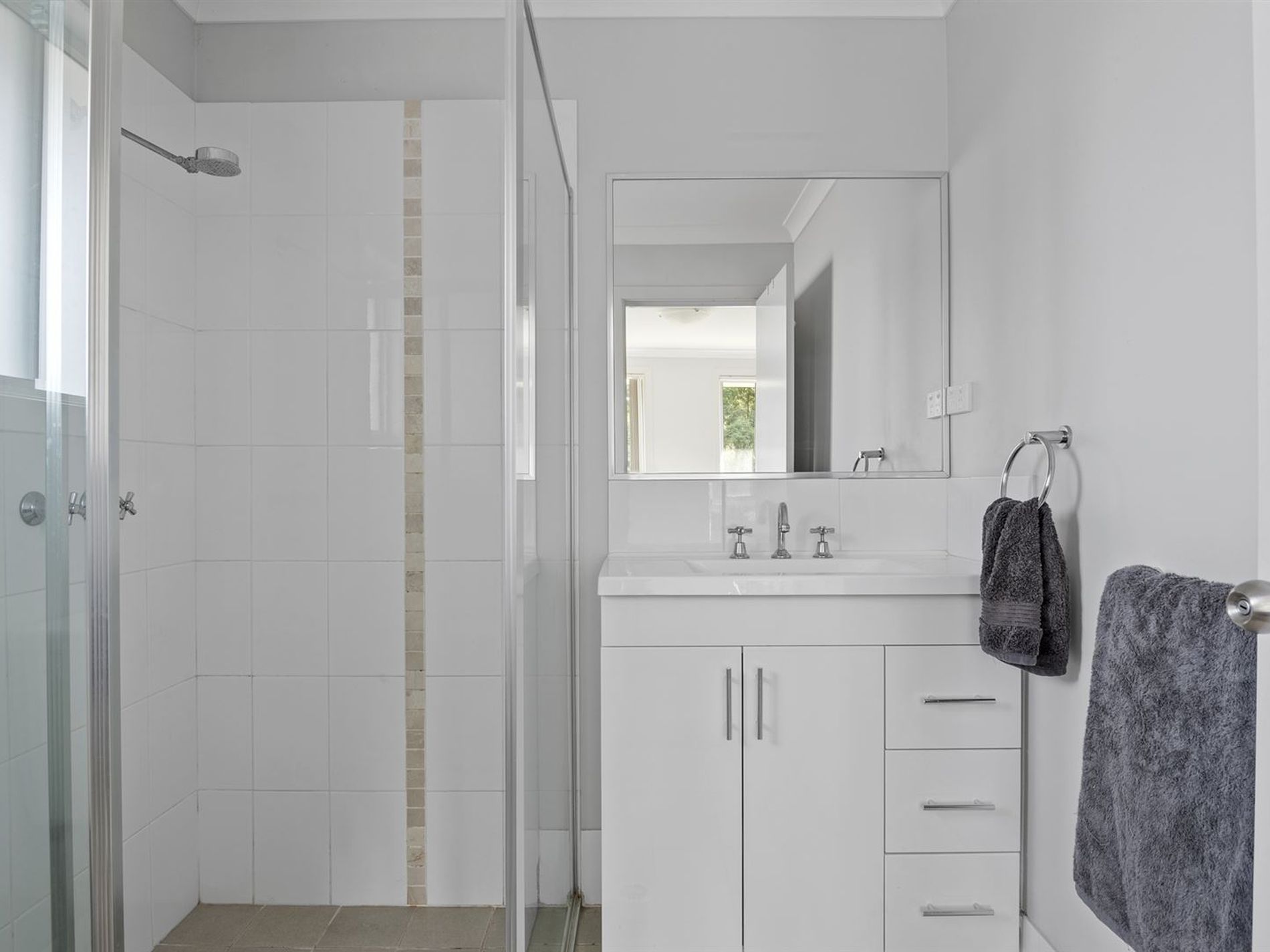 20 & 20a Bolwarra Avenue, Ulladulla