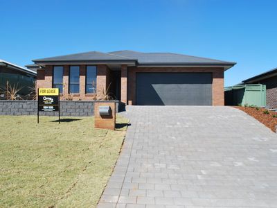 19 Pelagic Court, Dubbo