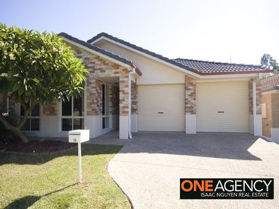 18 Mannix Place, Forest Lake