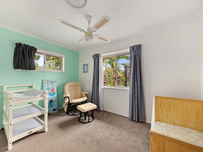 6 Niblick Street, Tewantin
