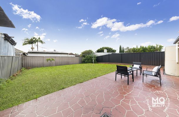31 Seymour Parade, Belfield