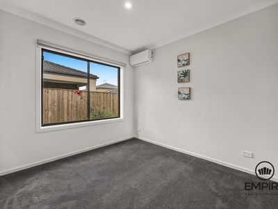 12 Favero Street, Clyde North