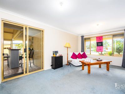 12 Shanto Ct, Dudley Park