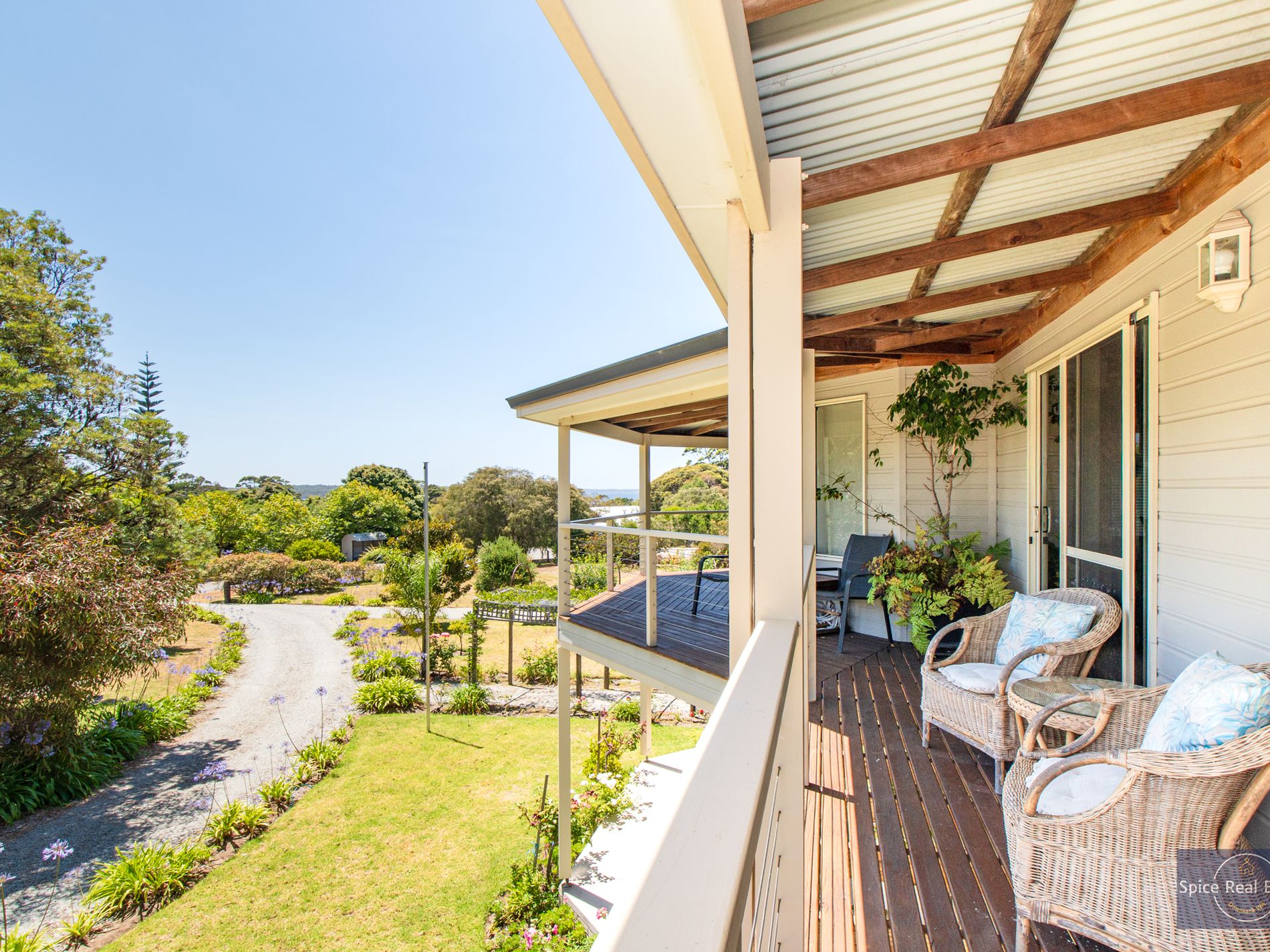 2 Maloney Close, Ocean Beach