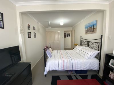 9 Palm Avenue / 14 Ibis Boulevard, Eli Waters