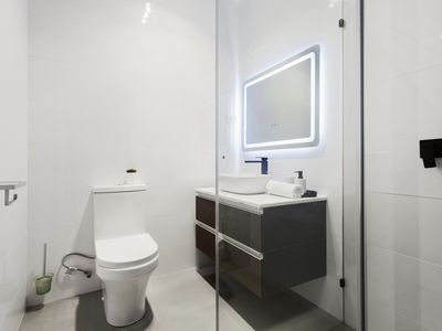 TH2 & TH3 / 2 Florence Street, Glen Waverley