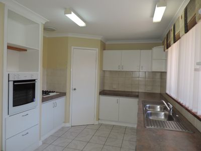 206 Eddystone Avenue, Beldon