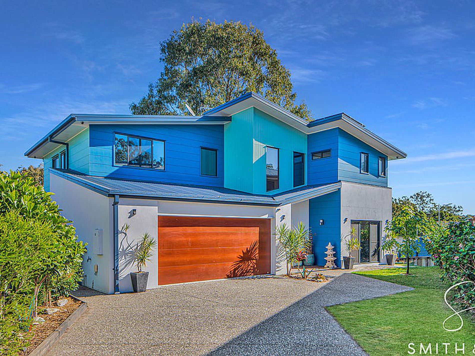 22 Mizen Place, Holland Park West