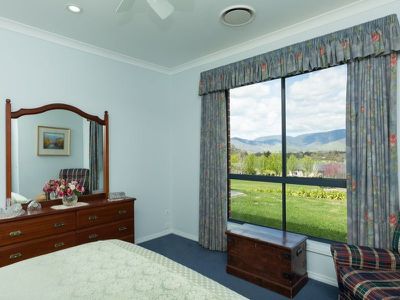 66 Isaacs Avenue, Yackandandah