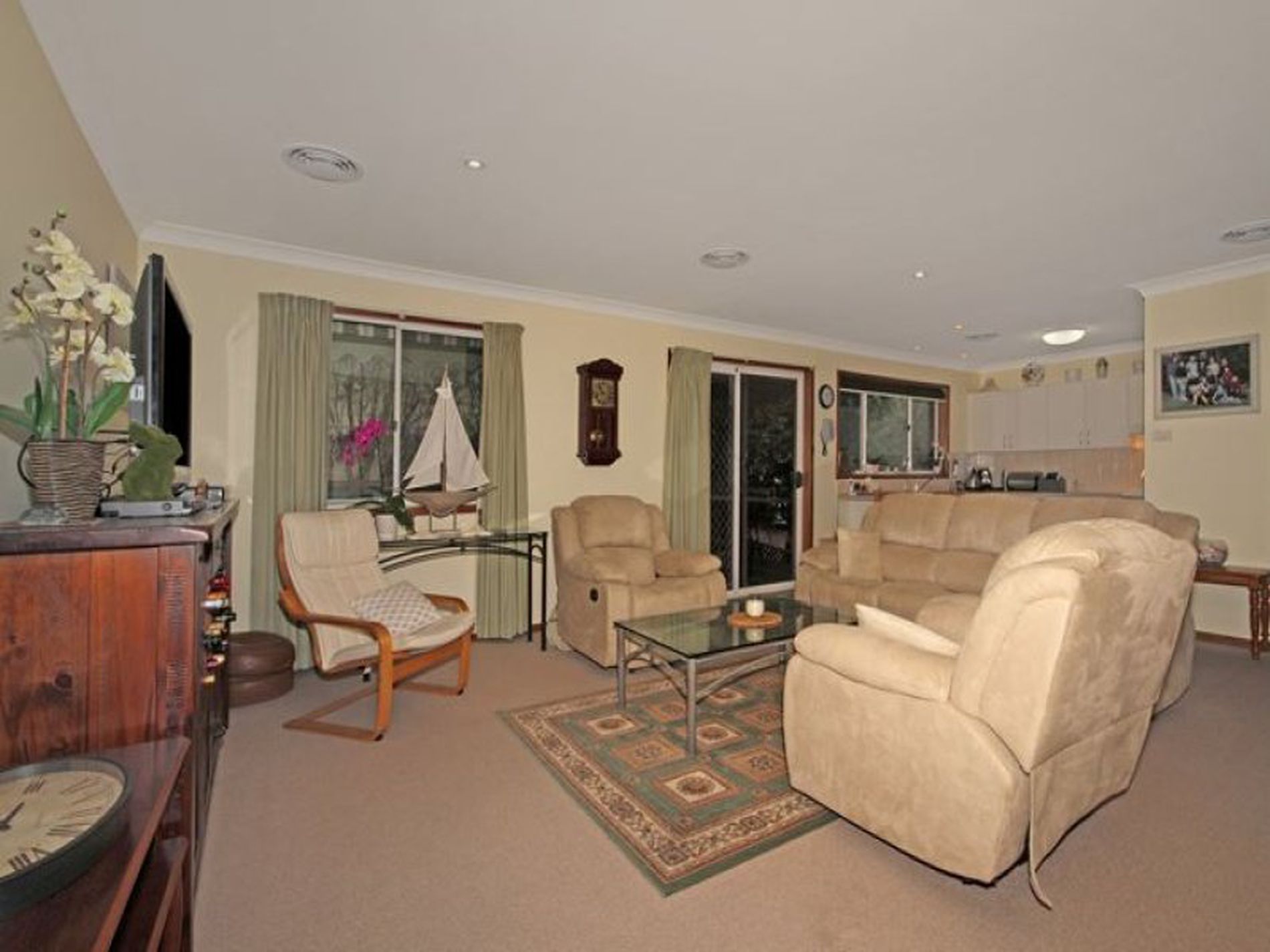 2 / 5 Augusta Place, Mollymook