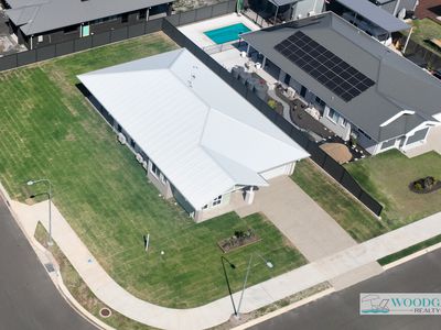 2 Oystercatcher Street, Woodgate