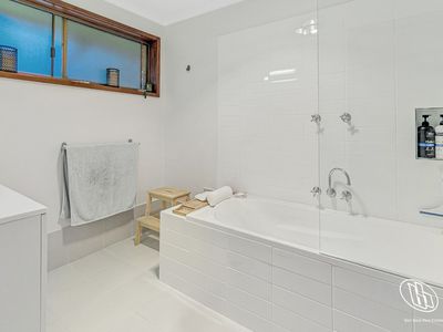 23 Thomson Parade, Dalmeny