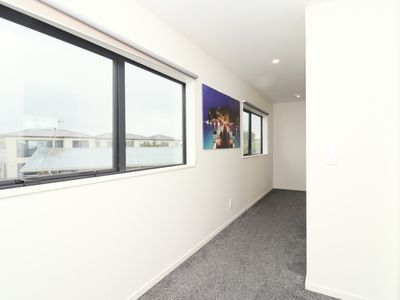 20 James Street, Mangere East