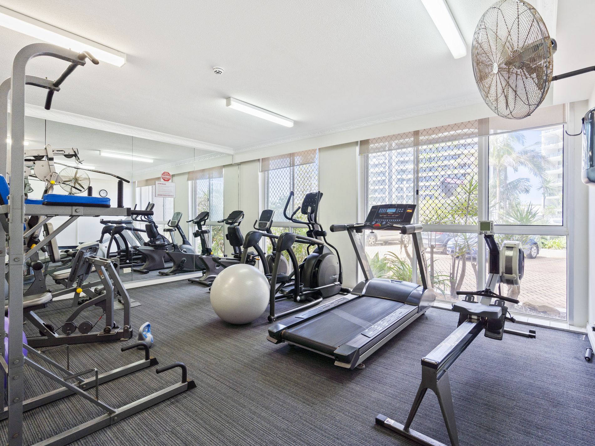 2E / 2 Nineteenth Avenue, Palm Beach