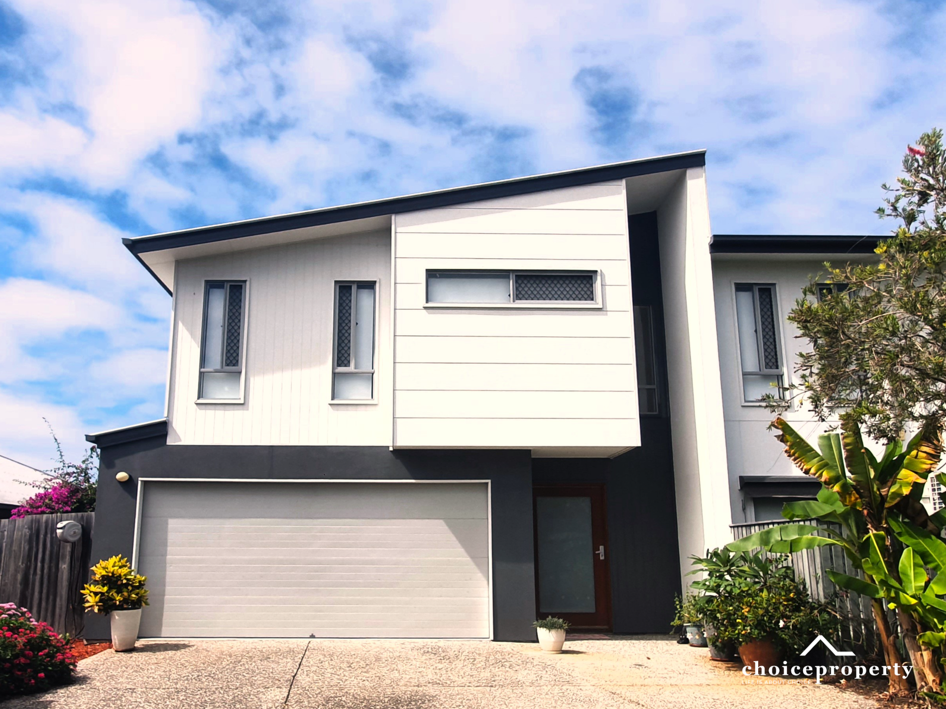 2 / 8 KAURI CRESCENT, Peregian Springs