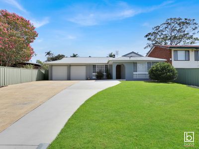 13 Birdwood Drive, Blue Haven