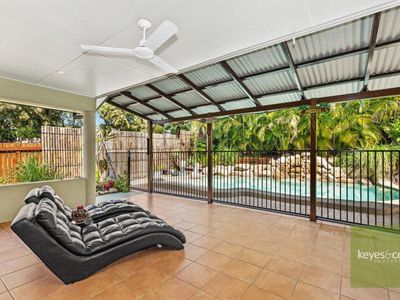 90 Riverbend Drive, Douglas