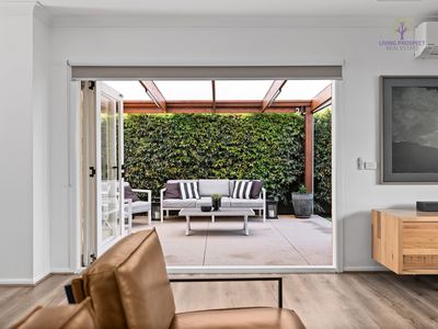 20 Sundowner Place, Point Cook