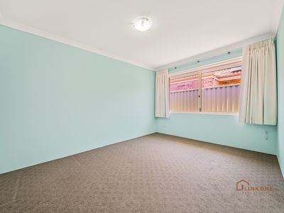 28 Fairfield Gardens, Canning Vale