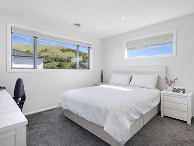 179 Mclintock Street North, Johnsonville