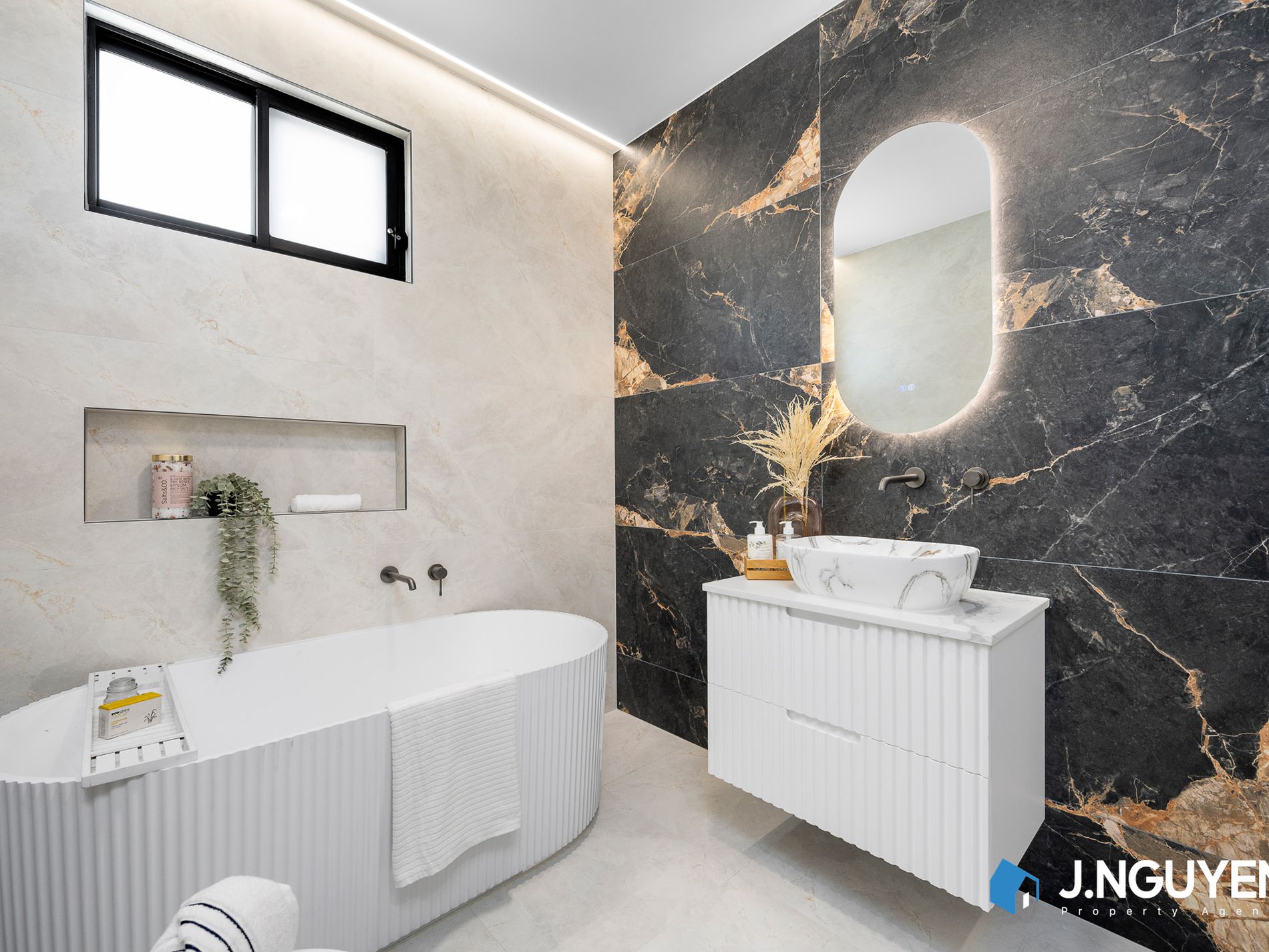 8 Clarence Street, Canley Heights