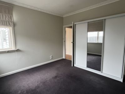 18 Autumn Street, Belmont